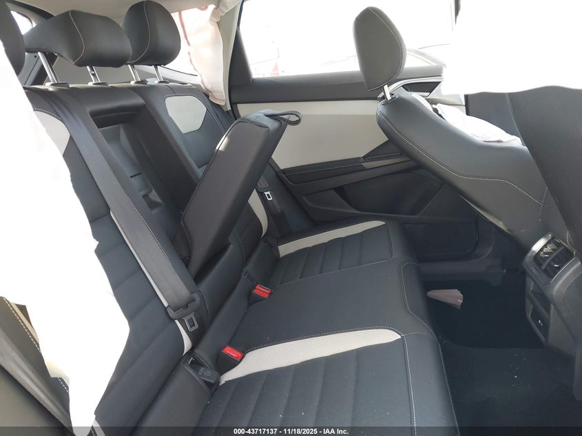2025 Volkswagen Taos 1.5T Sel VIN: 3VV4C7B22SM038833 Lot: 43717137