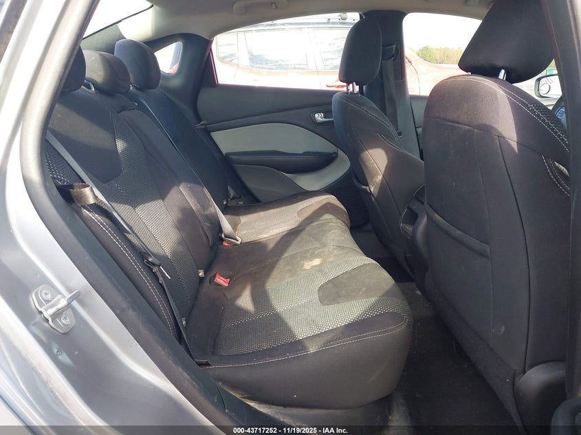 2015 Dodge Dart Sxt VIN: 1C3CDFBB0FD238312 Lot: 43717252