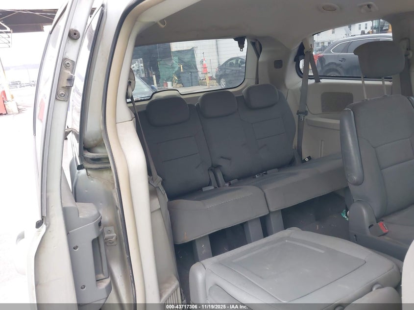 2A4RR4DE8AR309727 2010 CHRYSLER TOWN & COUNTRY photo no. 8