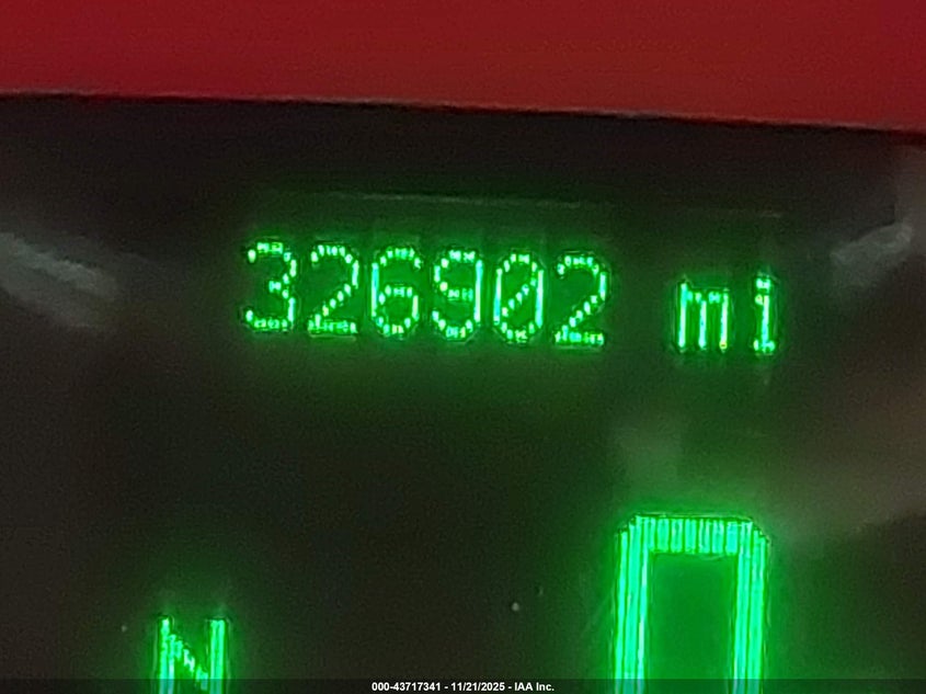 2006 Lincoln Town Car Signature VIN: 1LNHM81W26Y651130 Lot: 43717341