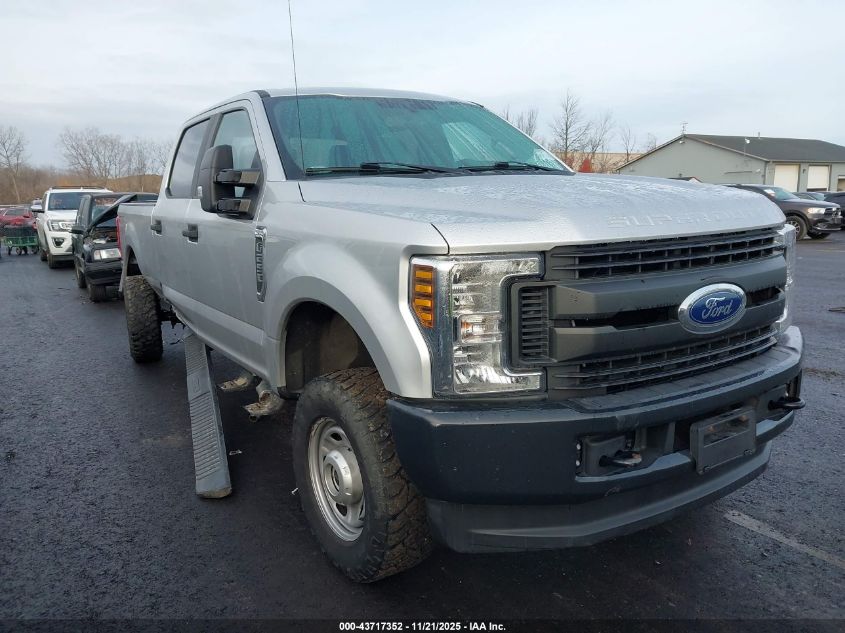 FORD F-250 XL