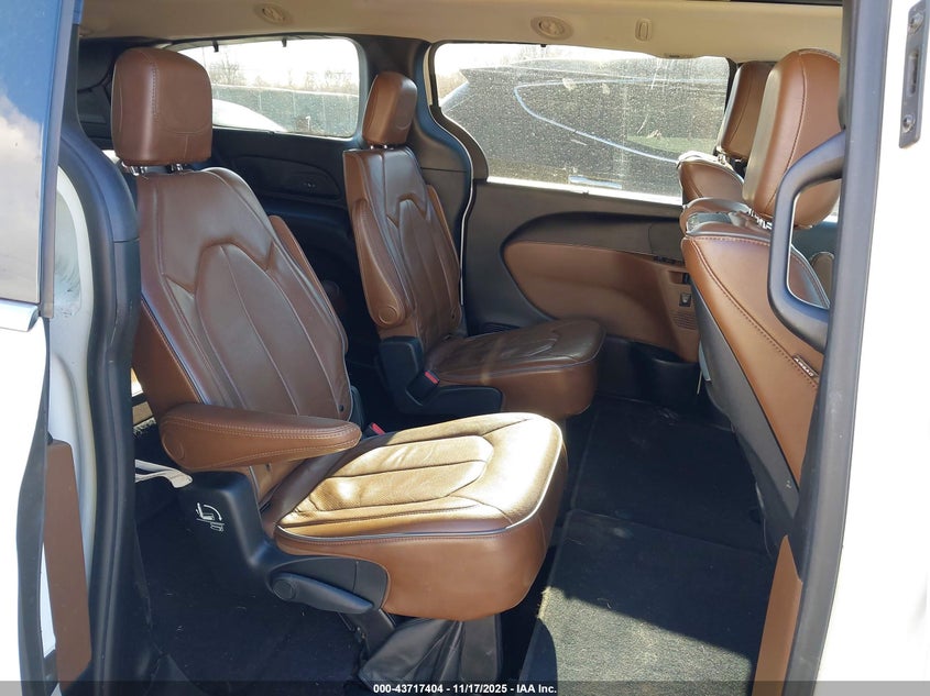2C4RC1GG3HR670540 2017 CHRYSLER PACIFICA photo no. 8