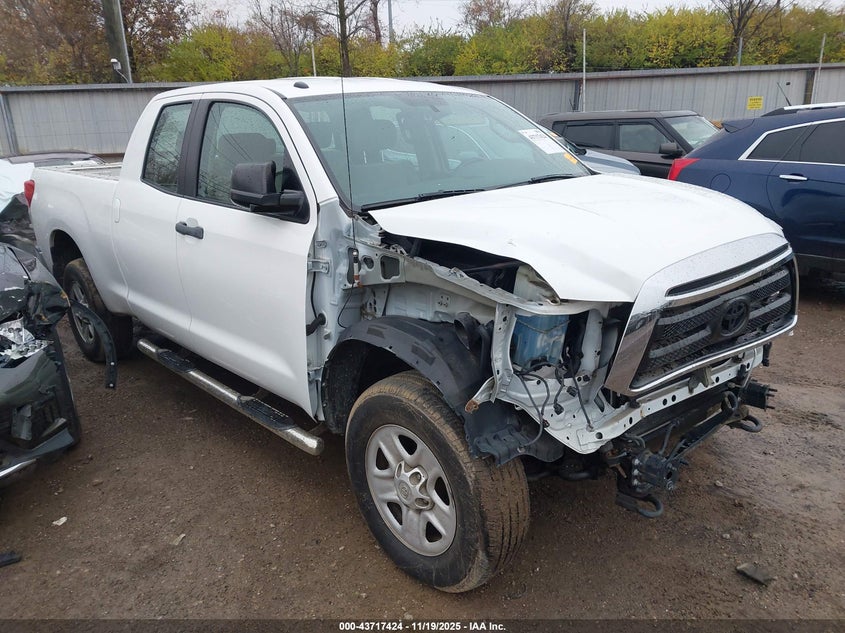 TOYOTA TUNDRA GRADE 5.7L V8