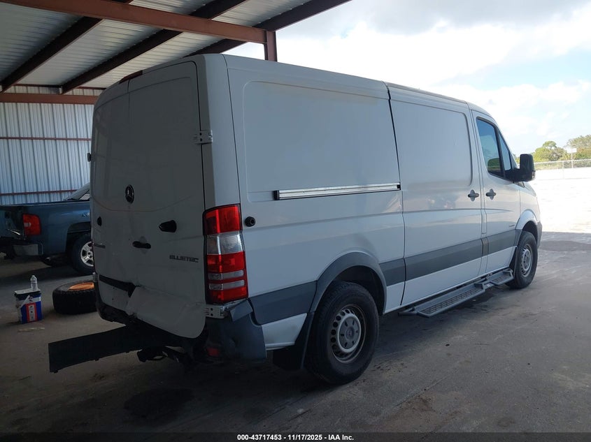 WD3PE7DC8E5835913 2014 MERCEDES-BENZ SPRINTER photo no. 4