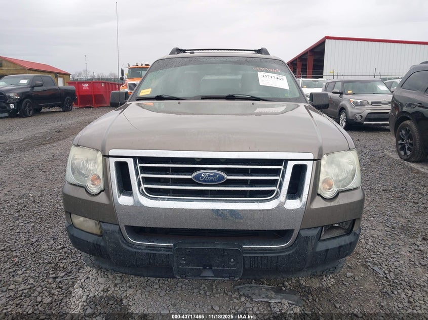 2007 Ford Explorer Sport Trac Xlt VIN: 1FMEU51827UA18199 Lot: 43717465