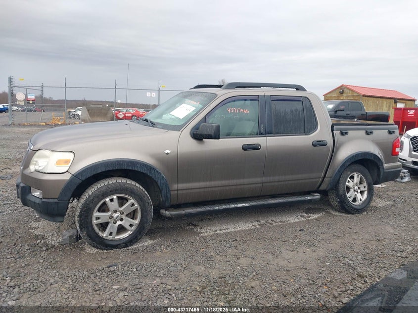 2007 Ford Explorer Sport Trac Xlt VIN: 1FMEU51827UA18199 Lot: 43717465