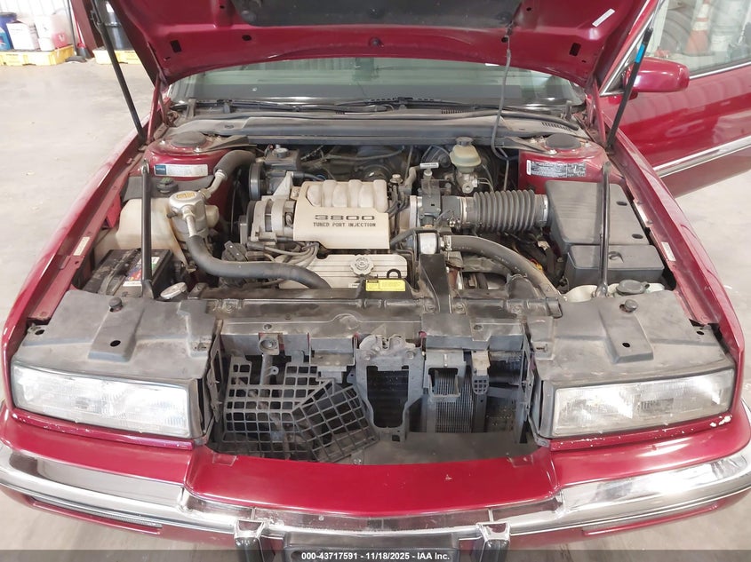 1992 Buick Riviera VIN: 1G4EZ13L1NU405299 Lot: 43717591