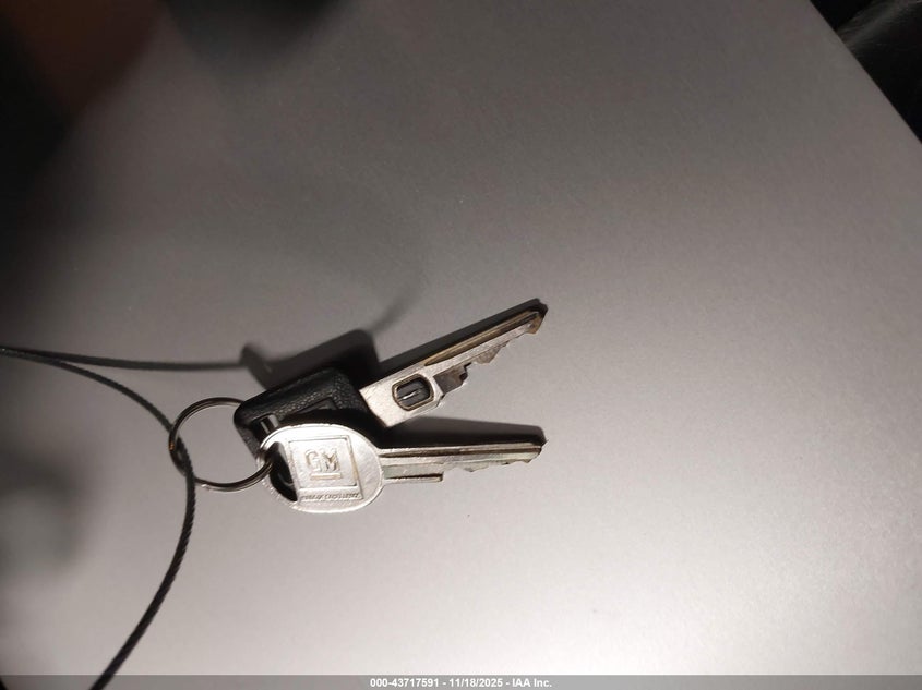 1992 Buick Riviera VIN: 1G4EZ13L1NU405299 Lot: 43717591