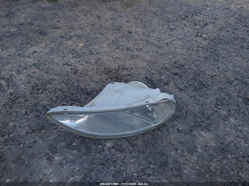 2002 Toyota Camry Solara Sle V6 VIN: 2T1CF22PX2C600437 Lot: 43717597