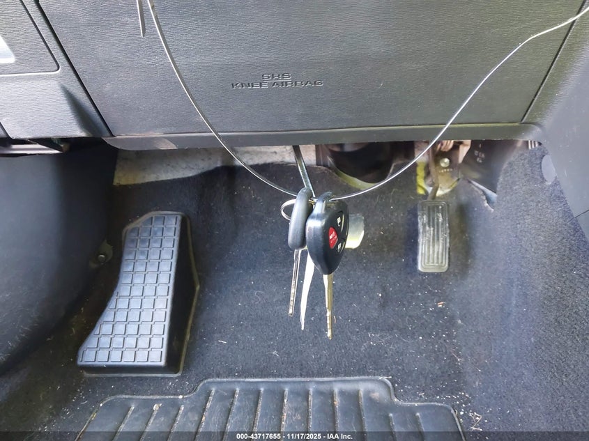 2005 Scion Tc VIN: JTKDE177150010662 Lot: 43717655