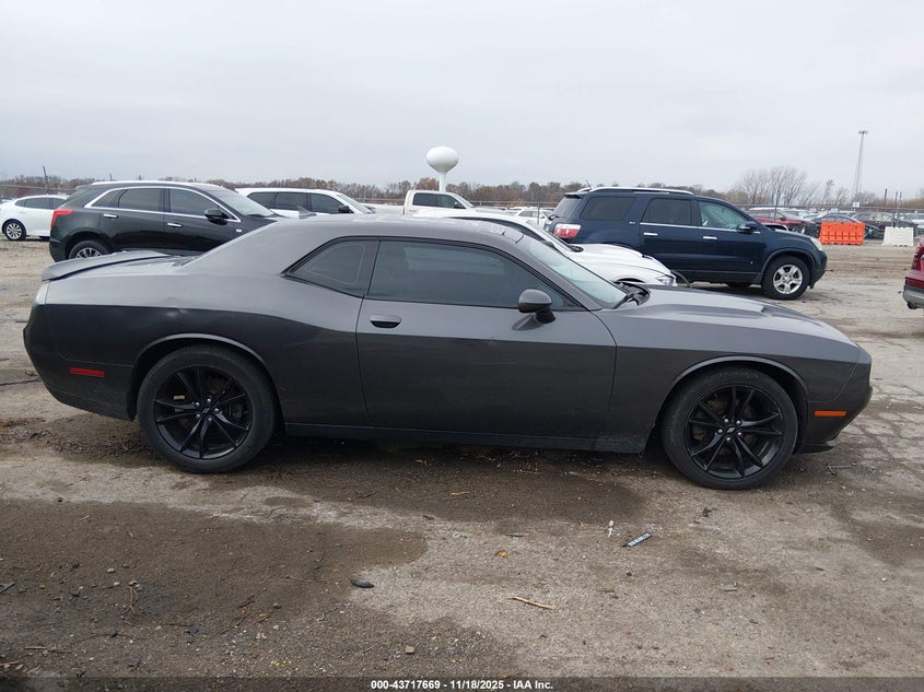 2018 Dodge Challenger Sxt Plus VIN: 2C3CDZAG3JH322229 Lot: 43717669