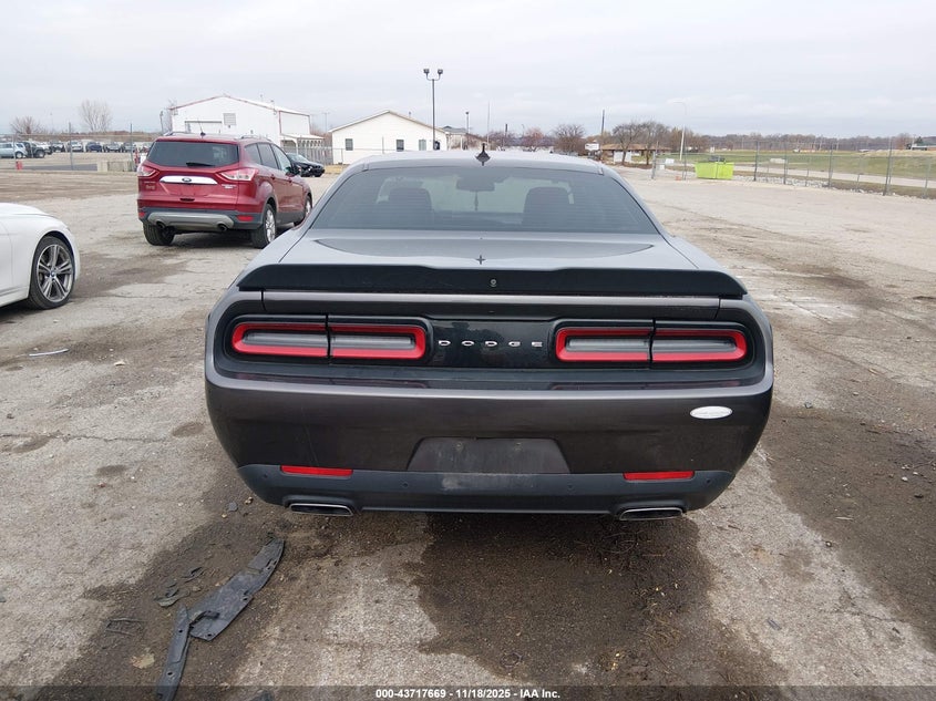 2018 Dodge Challenger Sxt Plus VIN: 2C3CDZAG3JH322229 Lot: 43717669