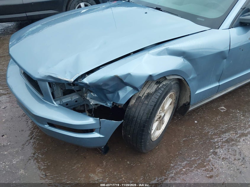 2007 Ford Mustang V6 Deluxe/V6 Premium VIN: 1ZVFT80N775317294 Lot: 43717719