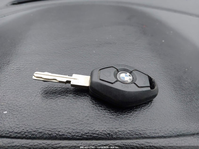 2001 BMW 750Il VIN: WBAGJ03461DD74181 Lot: 43717751