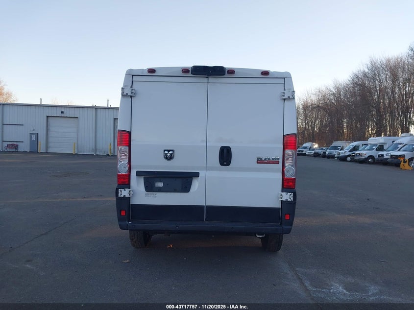 2021 Ram Promaster 2500 Low Roof 136 Wb VIN: 3C6LRVVG5ME526635 Lot: 43717757