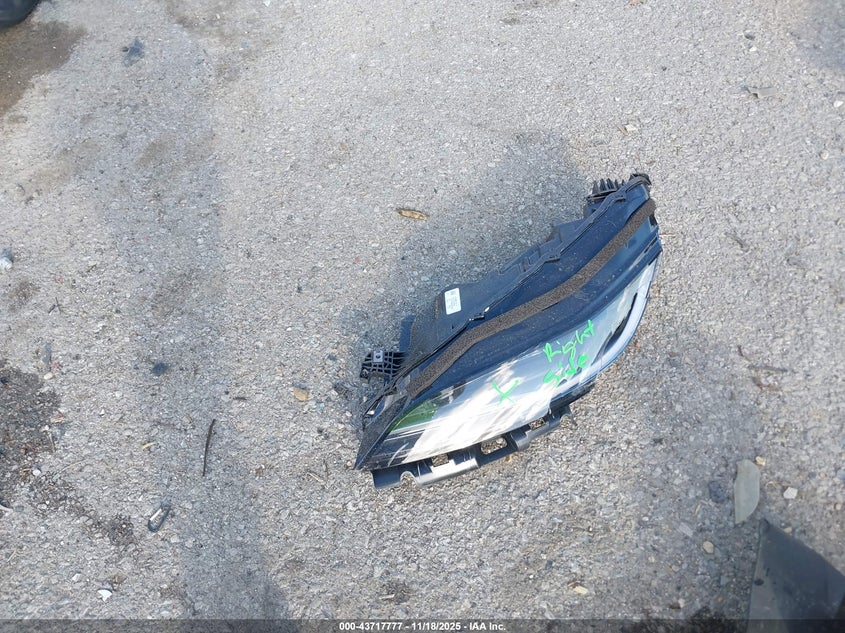 2025 Tesla Model 3 Long Range Rear-Wheel Drive/Standard VIN: 5YJ3E1EAXSF073306 Lot: 43717777