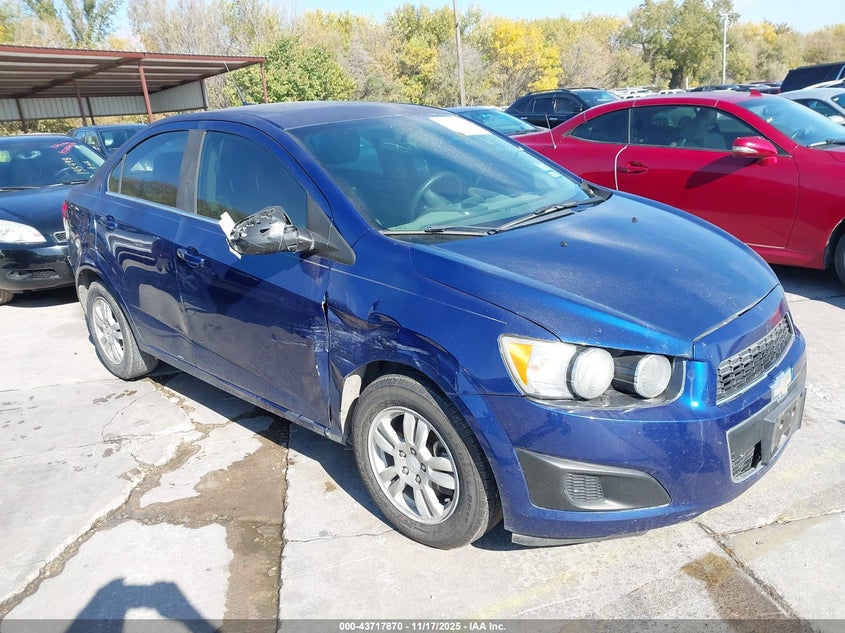 CHEVROLET SONIC LT AUTO