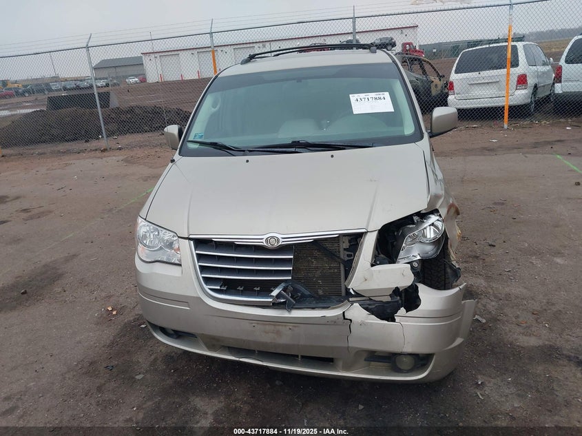 2009 Chrysler Town & Country Touring VIN: 2A8HR54X59R652864 Lot: 43717884