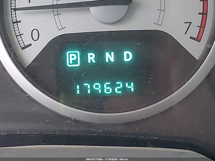 2009 Chrysler Town & Country Touring VIN: 2A8HR54X59R652864 Lot: 43717884