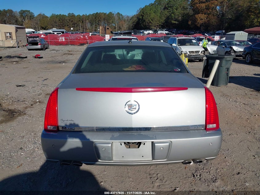 2008 Cadillac Dts 1Sc VIN: 1G6KD57Y18U139356 Lot: 43717920