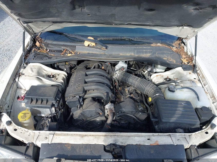 2005 Chrysler 300 VIN: 2C3AA43R25H665072 Lot: 43717929