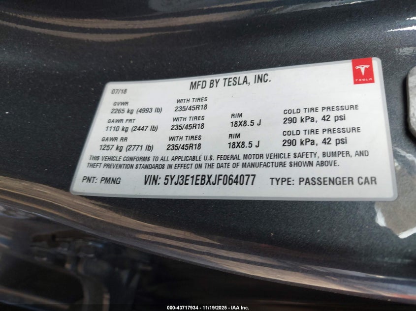 2018 Tesla Model 3 Long Range/Performance VIN: 5YJ3E1EBXJF064077 Lot: 43717934