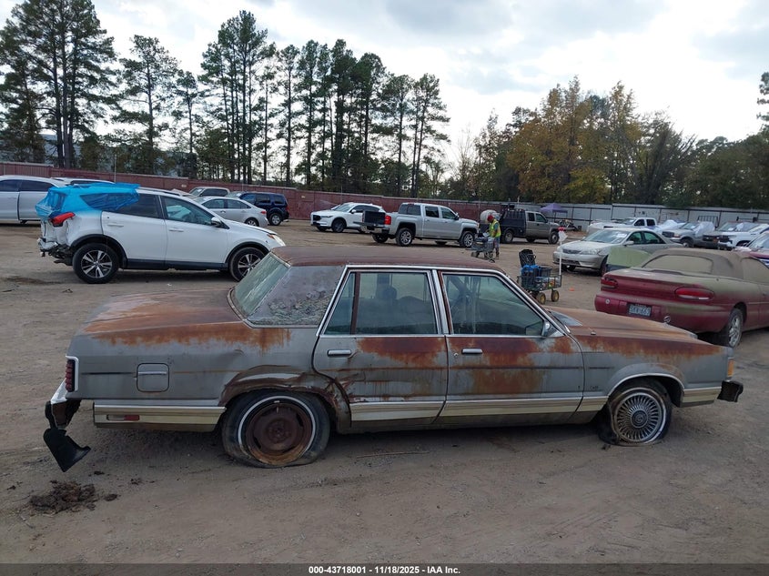 1982 Mercury Cougar VIN: 1MEBP7732CA612162 Lot: 43718001