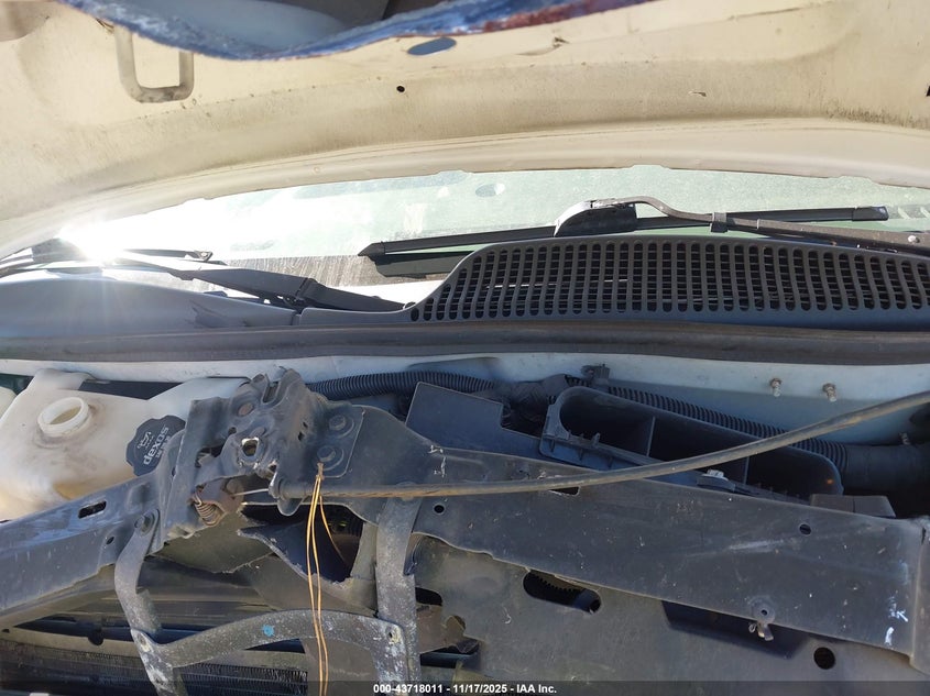 2017 Chevrolet Express 2500 Work Van VIN: 1GCWGAFFXH1275193 Lot: 43718011