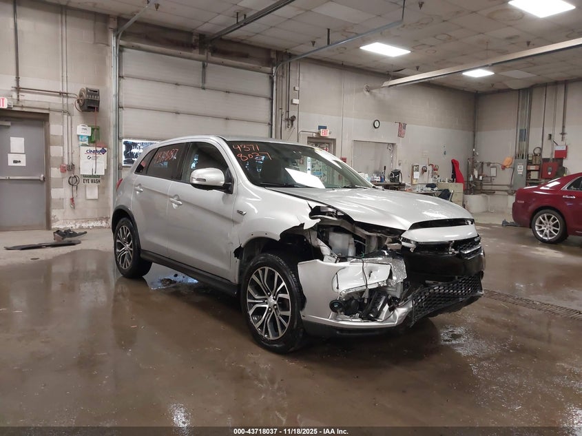 MITSUBISHI OUTLANDER SPORT 2.0 ES/2.0 LE