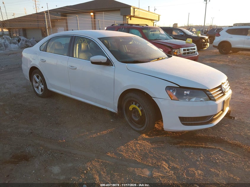 2013 VOLKSWAGEN PASSAT 2.5L SE - 1VWBP7A31DC058027
