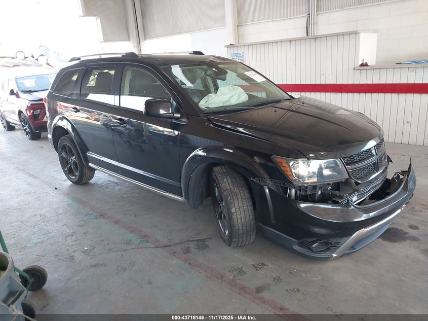 DODGE JOURNEY CROSSROAD