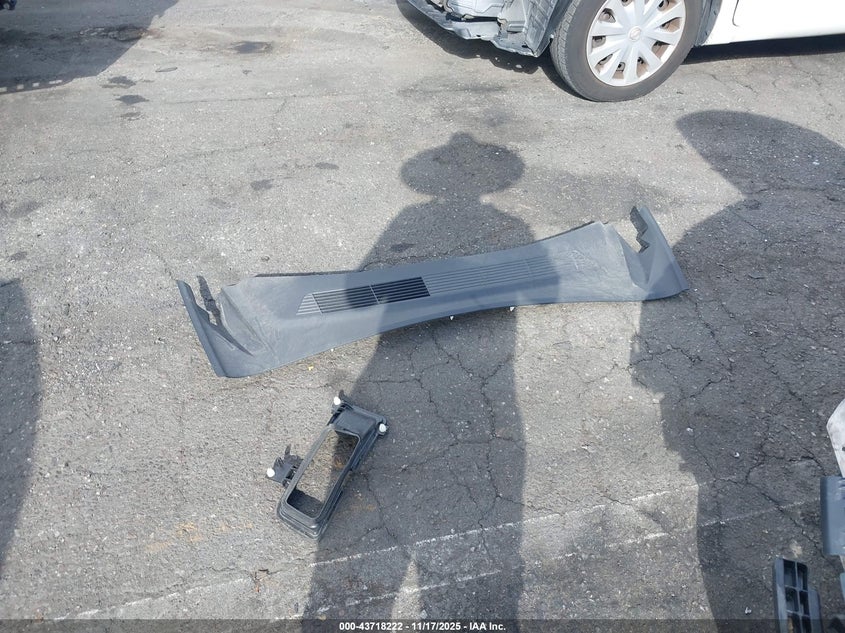 2024 Tesla Model 3 Long Range Dual Motor All-Wheel Drive/Rear-Wheel Drive VIN: 5YJ3E1EA4RF871245 Lot: 43718222