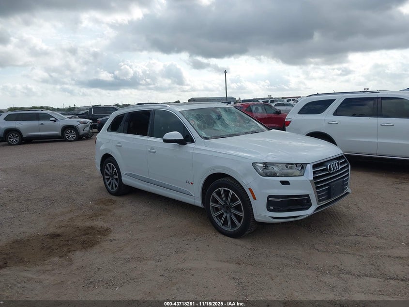 AUDI Q7 2.0T PREMIUM