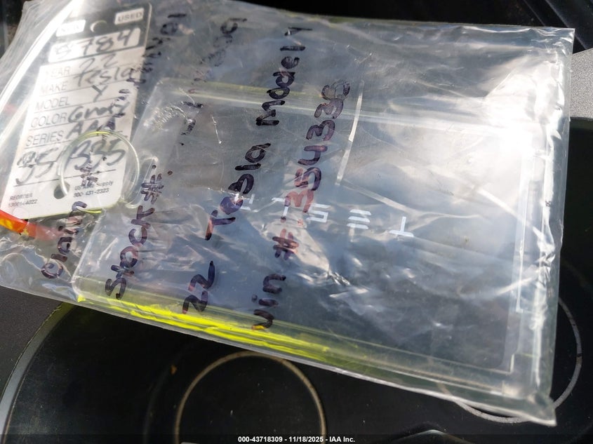 2022 Tesla Model Y Long Range Dual Motor All-Wheel Drive VIN: 7SAYGDEE4NF354335 Lot: 43718309