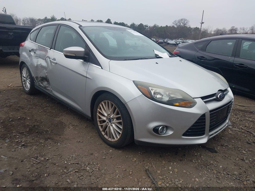 FORD FOCUS TITANIUM