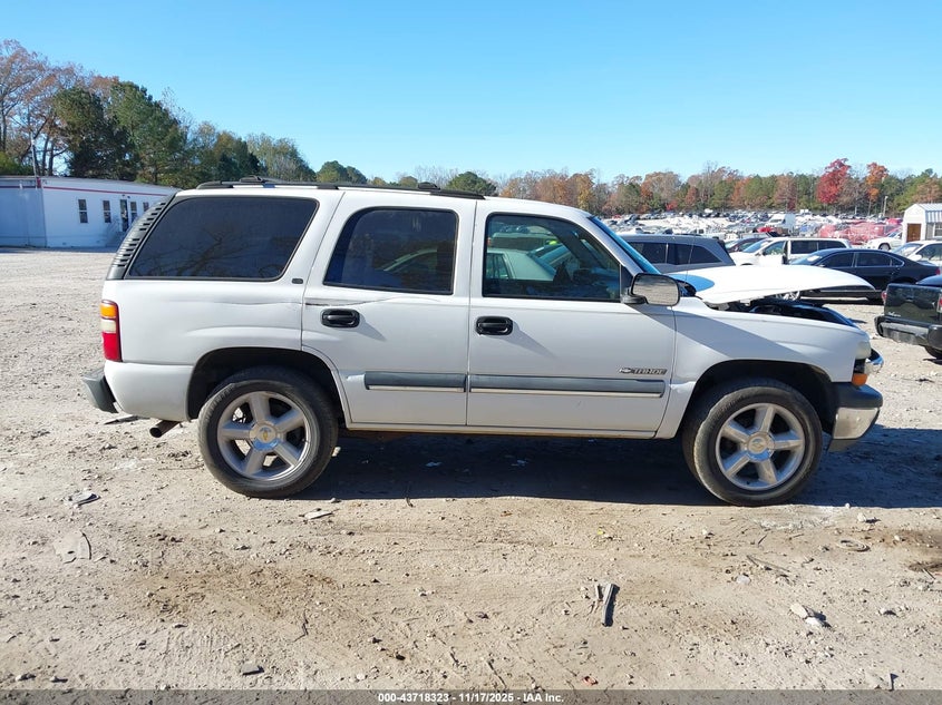 2001 Chevrolet Tahoe Ls VIN: 1GNEC13T51R114072 Lot: 43718323