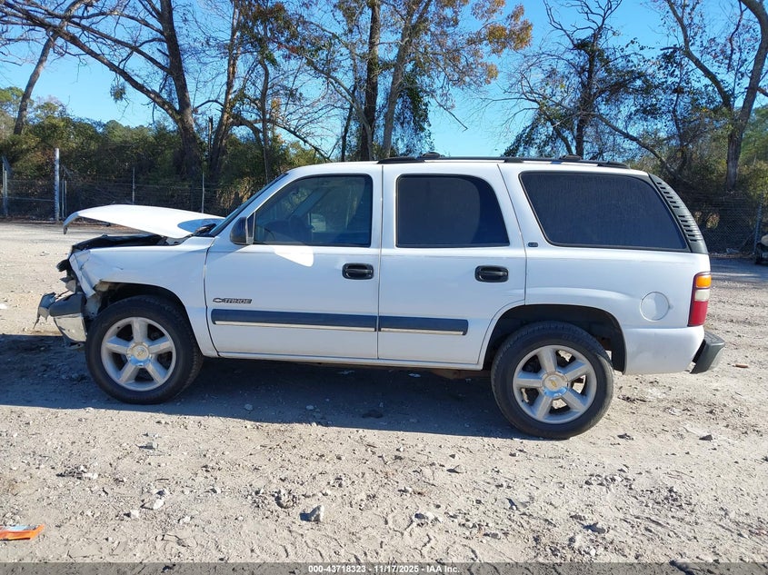 2001 Chevrolet Tahoe Ls VIN: 1GNEC13T51R114072 Lot: 43718323