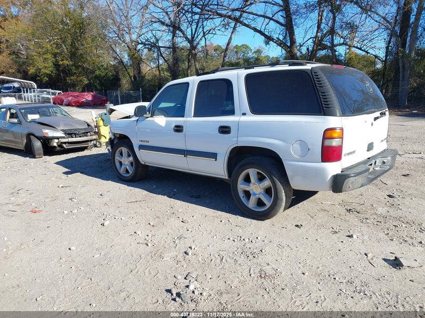 1GNEC13T51R114072 2001 CHEVROLET TAHOE photo no. 3