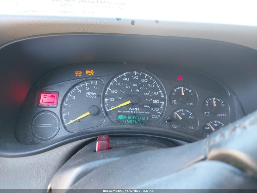 2001 Chevrolet Tahoe Ls VIN: 1GNEC13T51R114072 Lot: 43718323