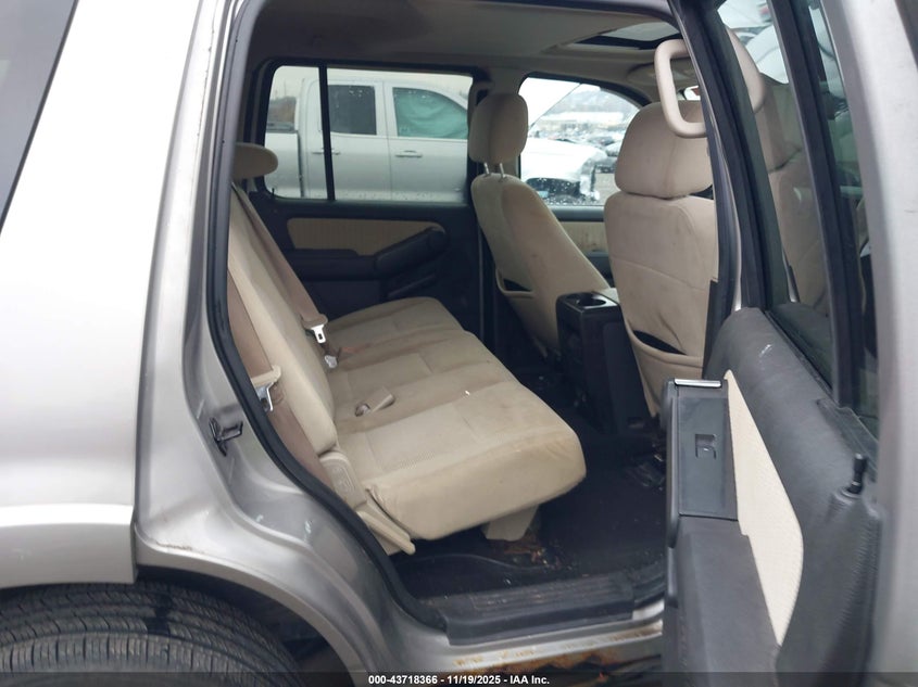 2008 Ford Explorer Xlt VIN: 1FMEU73E88UA27506 Lot: 43718366