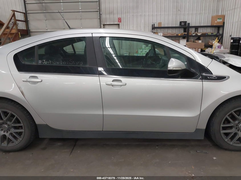 2014 Chevrolet Volt VIN: 1G1RB6E41EU174121 Lot: 43718379