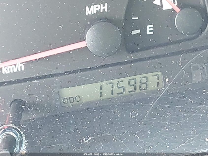 2004 Toyota Camry Le VIN: 4T1BE32K34U353711 Lot: 43718407