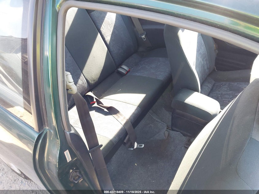 2000 Mitsubishi Mirage De VIN: JA3AY11A3YU044765 Lot: 43718409