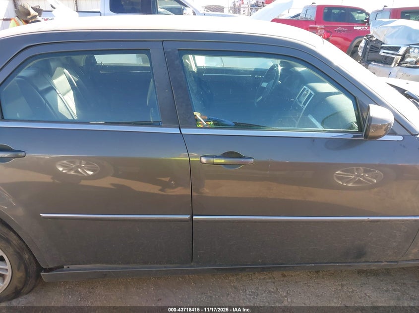 2009 Chrysler 300 Touring VIN: 2C3KA53VX9H634178 Lot: 43718415