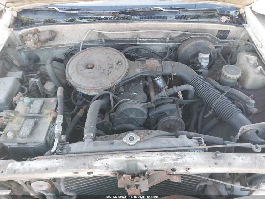 1990 Isuzu Conventional Short Bed VIN: JAACL11L3L7222277 Lot: 43718435