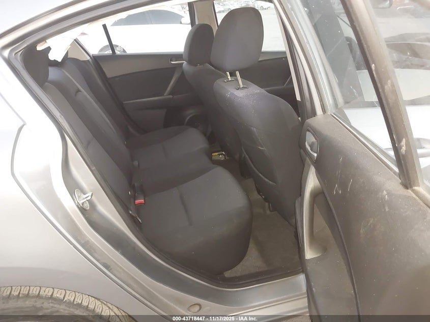 2010 Mazda Mazda3 I Touring VIN: JM1BL1SF2A1270463 Lot: 43718447