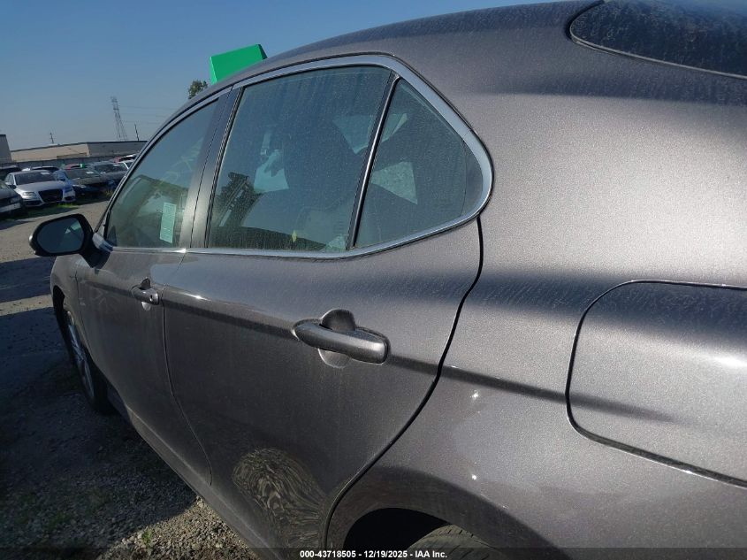 2022 Toyota Camry Le VIN: 4T1C11AK8NU688728 Lot: 43718505