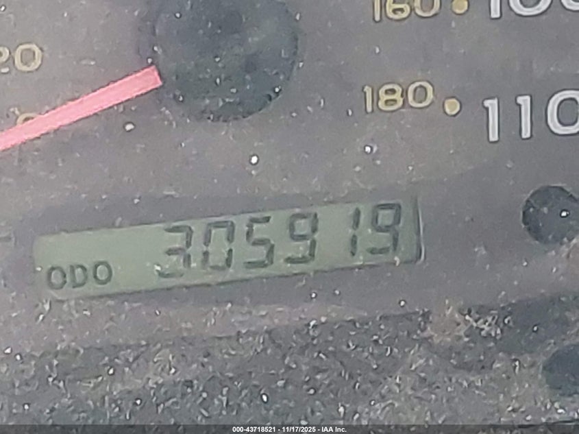 2003 Toyota Sequoia Limited V8 VIN: 5TDZT38AX3S190324 Lot: 43718521