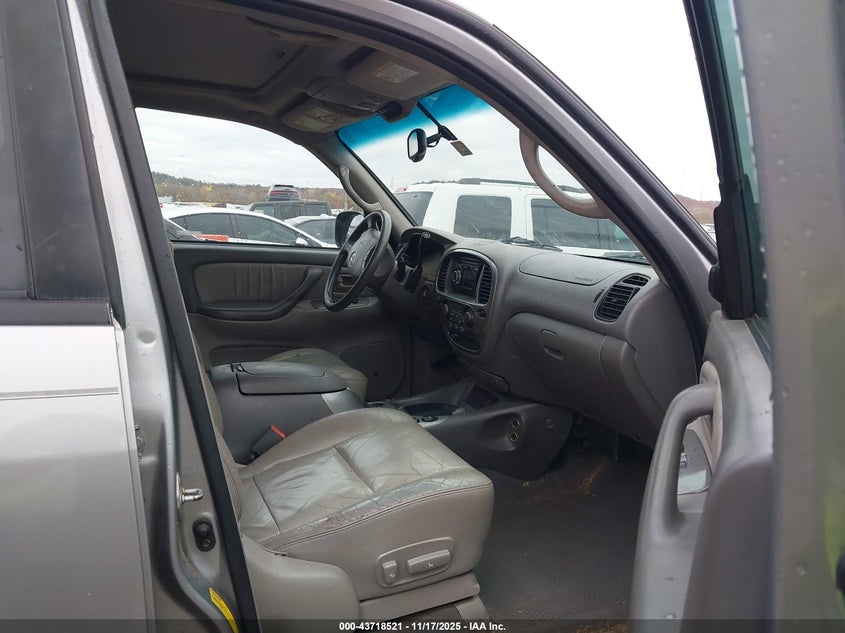 2003 Toyota Sequoia Limited V8