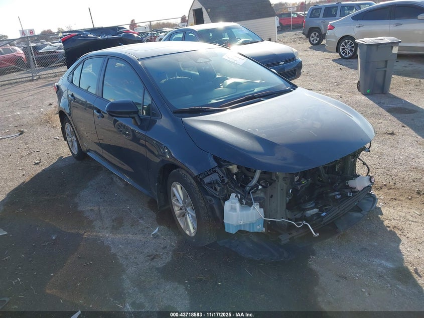 TOYOTA COROLLA HYBRID LE